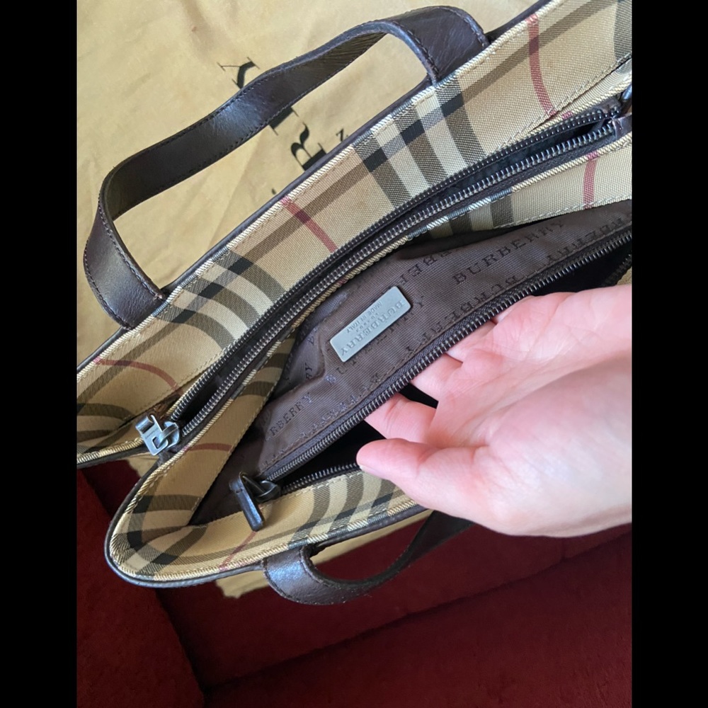 Authentic Burberry Handbag - Picture 7 of 7